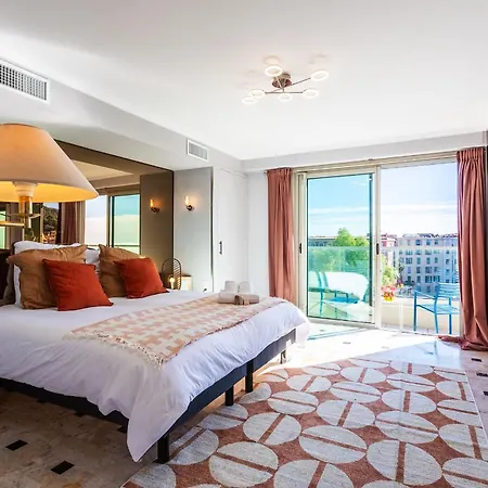Apartment Plaza Terrace Ap4065 By Riviera Homes *